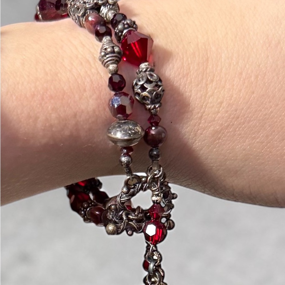 Tres jolie Sterling Silver Beaded Bracelet bangle 7” burgundy pearl Swarovski